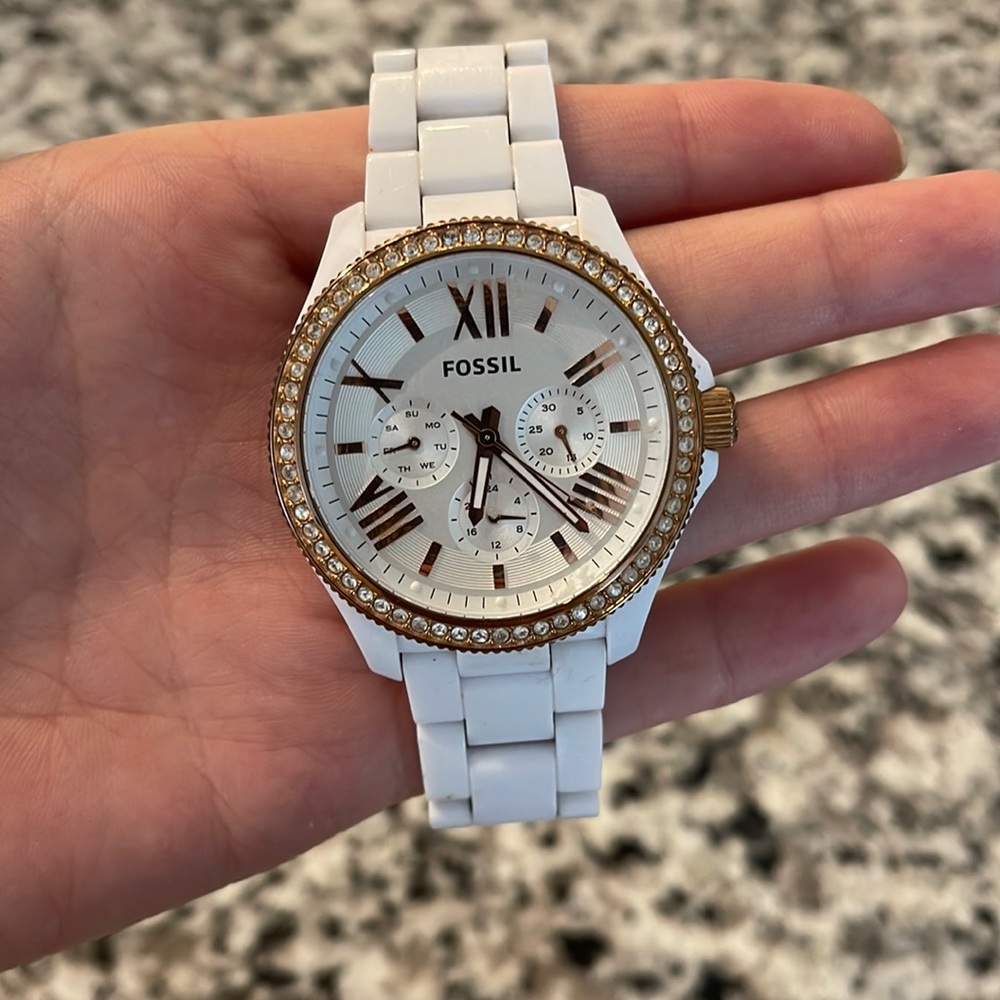 White and rose gold FOSSIL watch